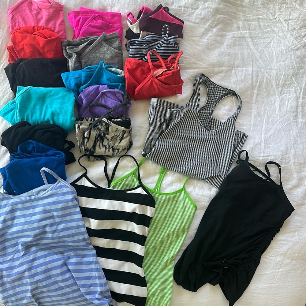 Total 19 Lululemon Fair condition